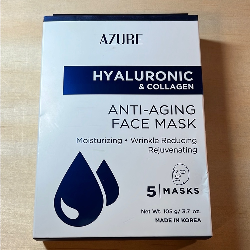 NWT Hyaluronic & Collagen Anti-Aging Face Mask - White and Blue